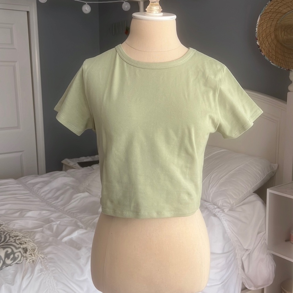 White Fox crop top